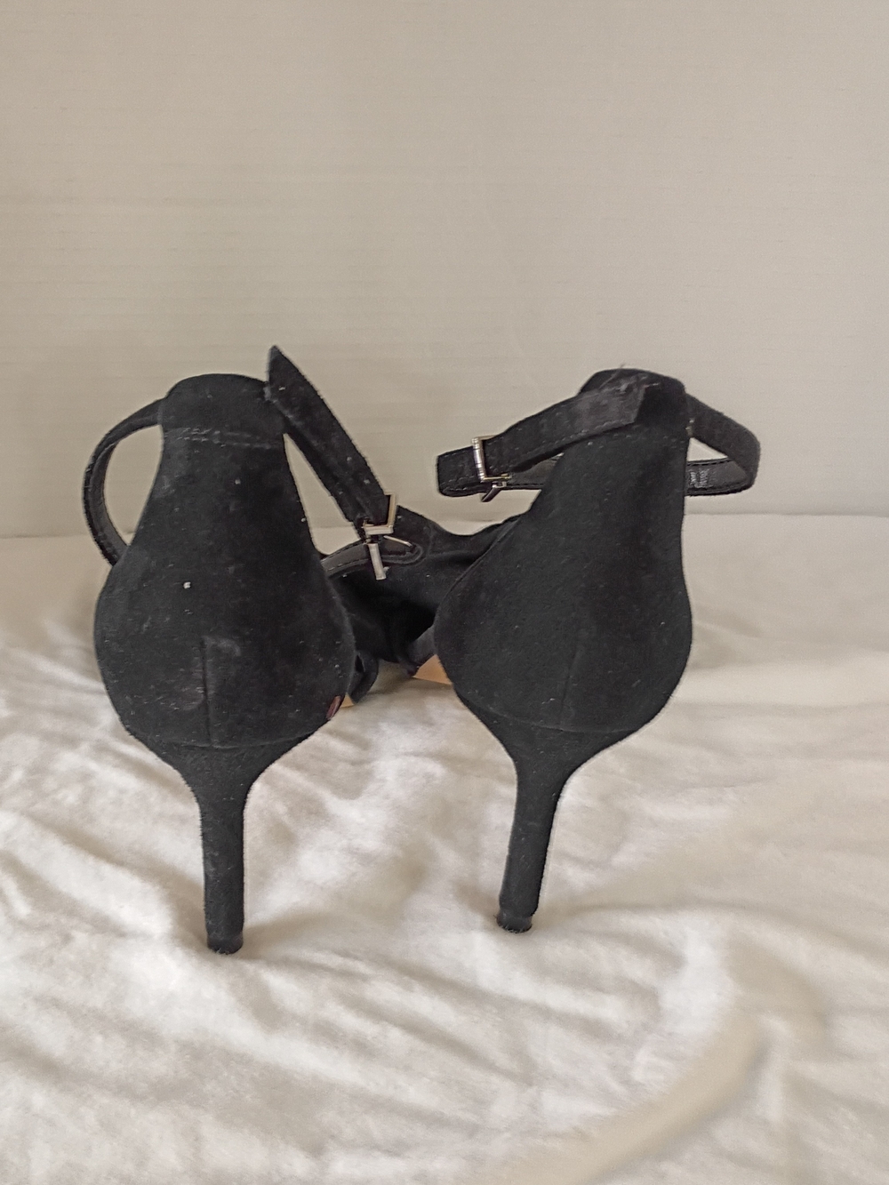 Vince Camuto Black Bow Ankle-Strap Heels - Open Toe Dress Sandals Size 8.5 - Picture 6 of 9